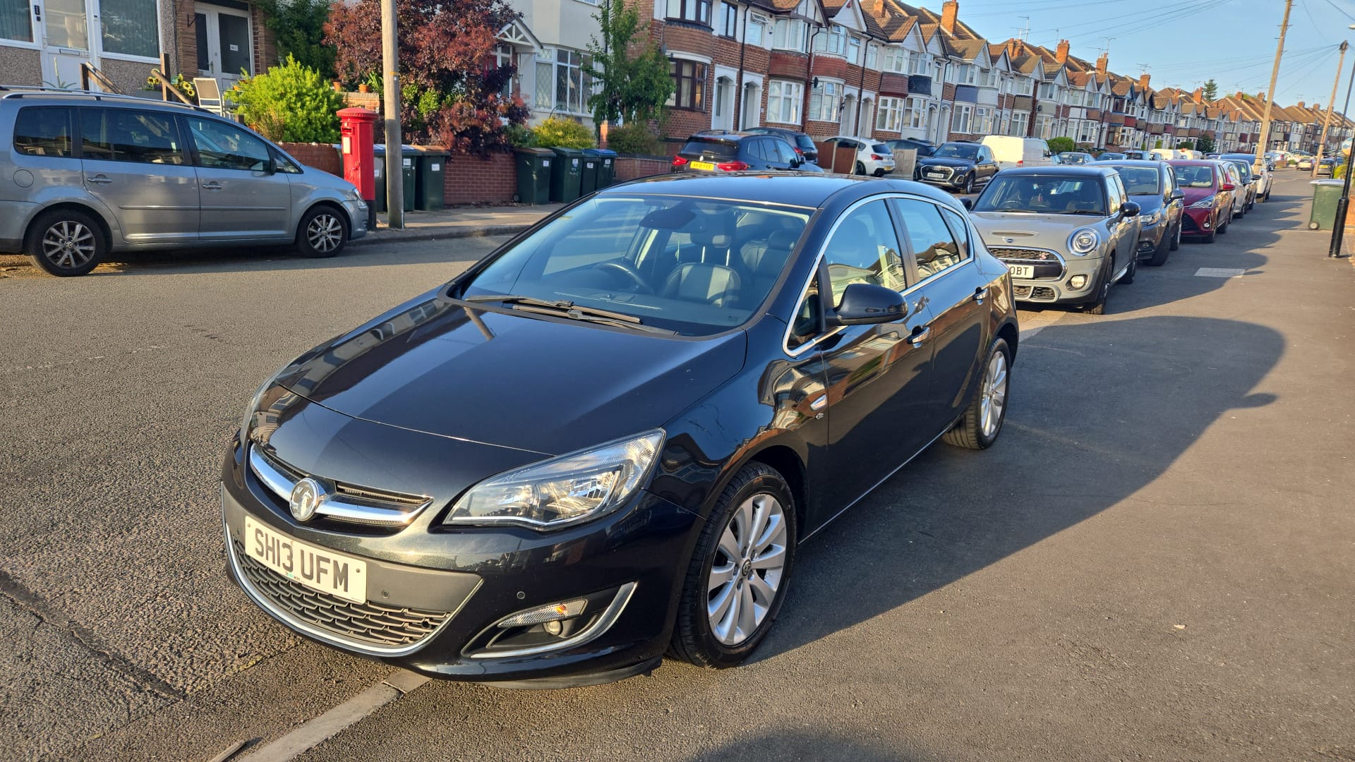 
								Vauxhall Astra 1.6 Elite – 2013 (13 Reg) – Sapphire Black full									