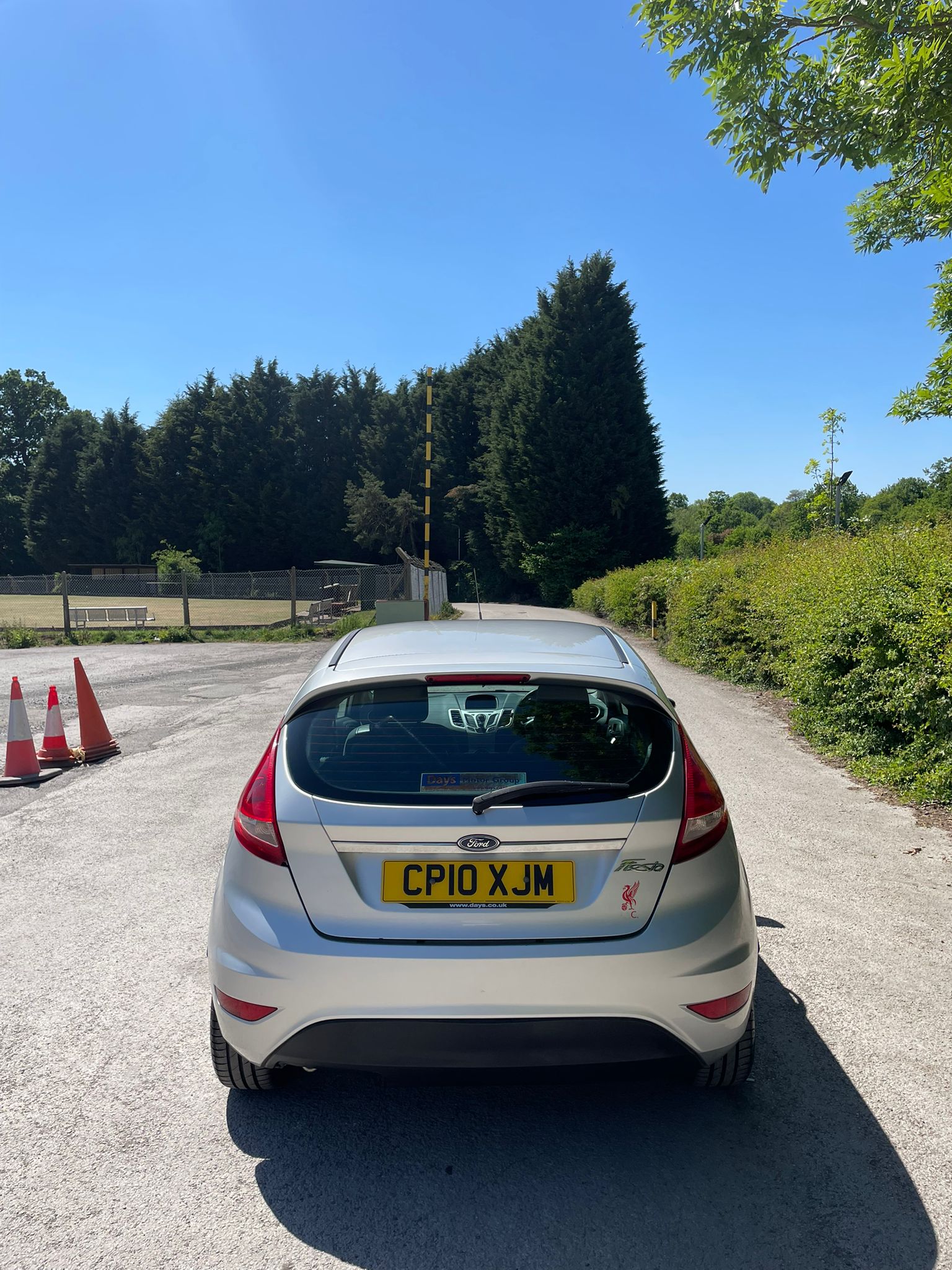 
										Ford Fiesta Zetec (2010) full									